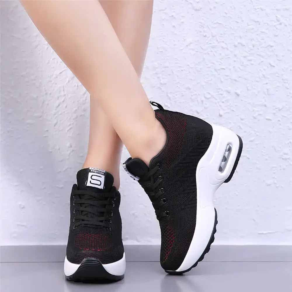 Basket compensée noir femme