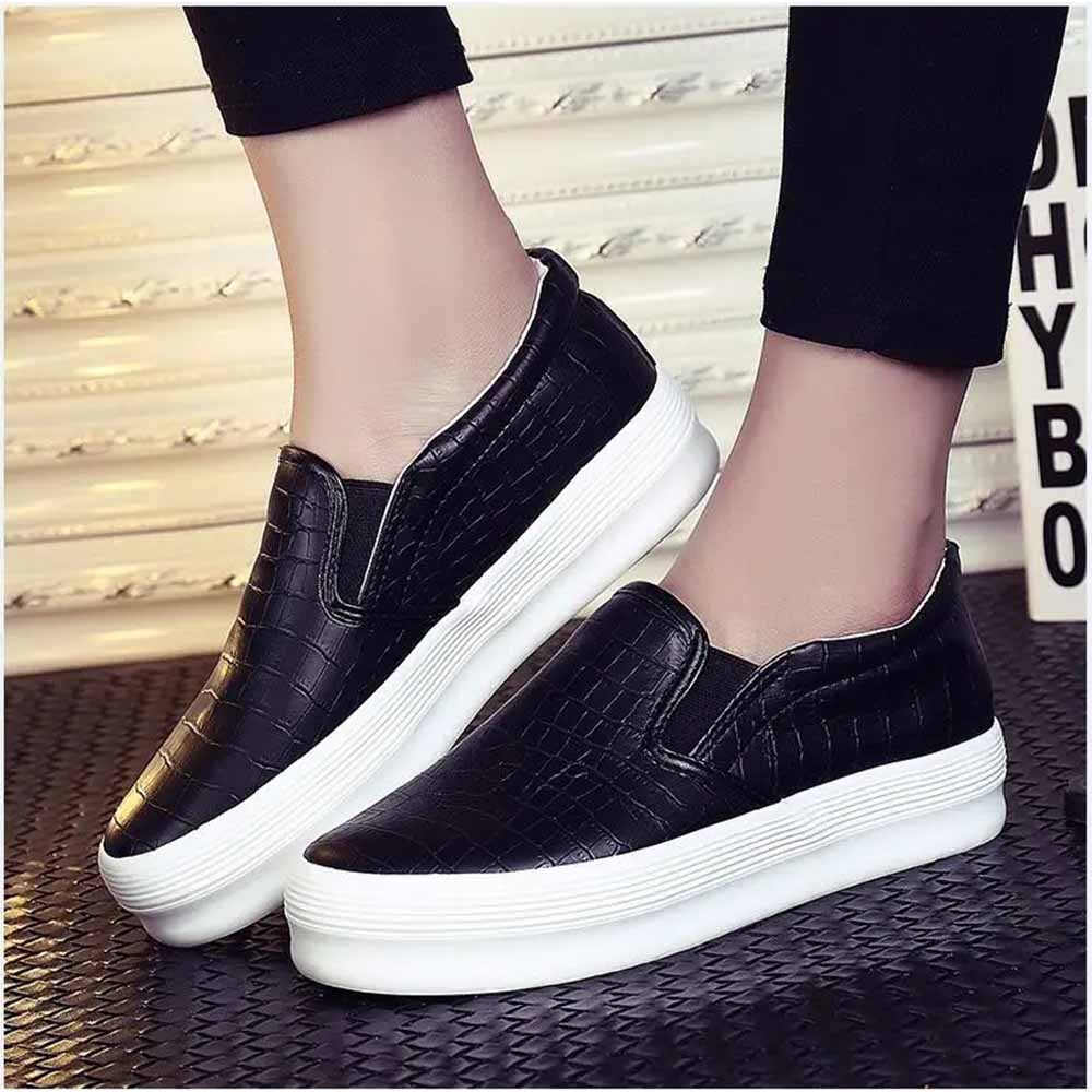 Basket vernis femme