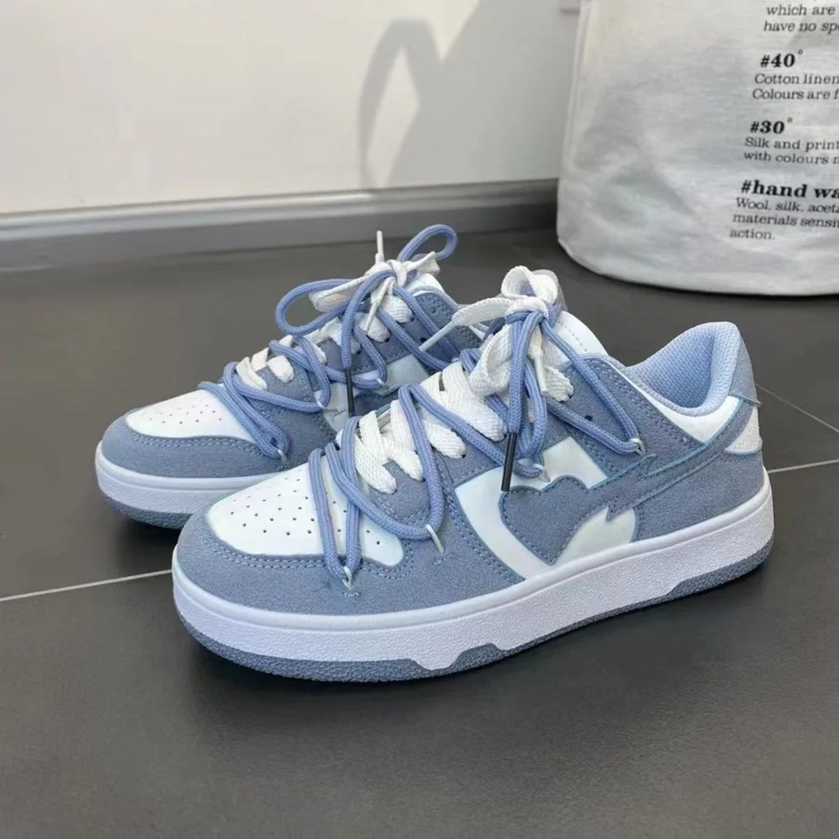 Basket bleu et blanche femme