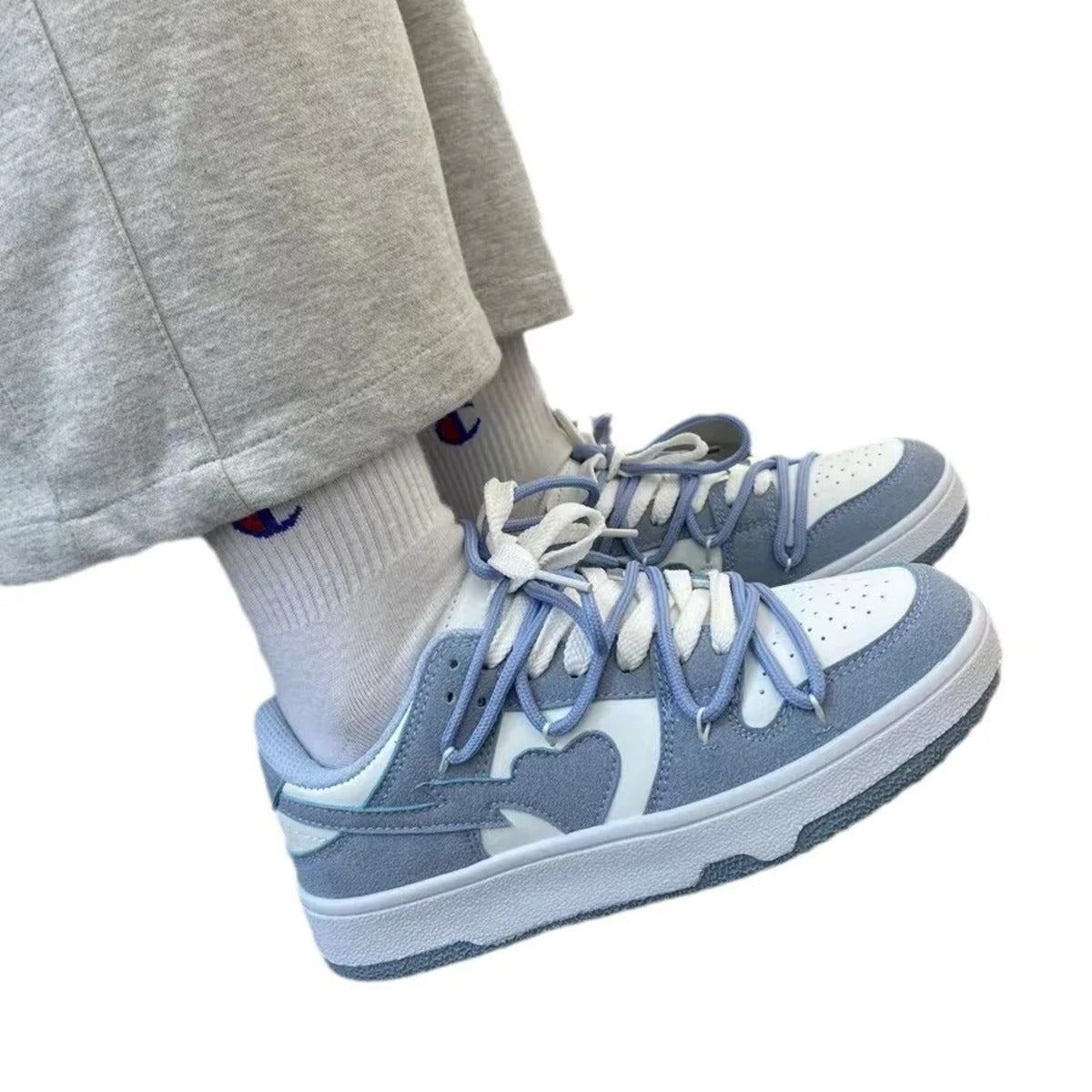 Basket bleu et blanche femme