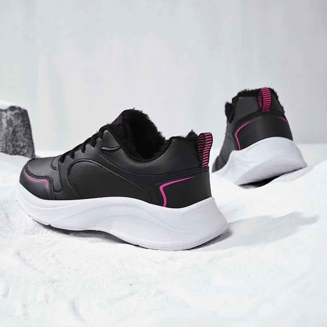 Basket femme chic et tendance noir