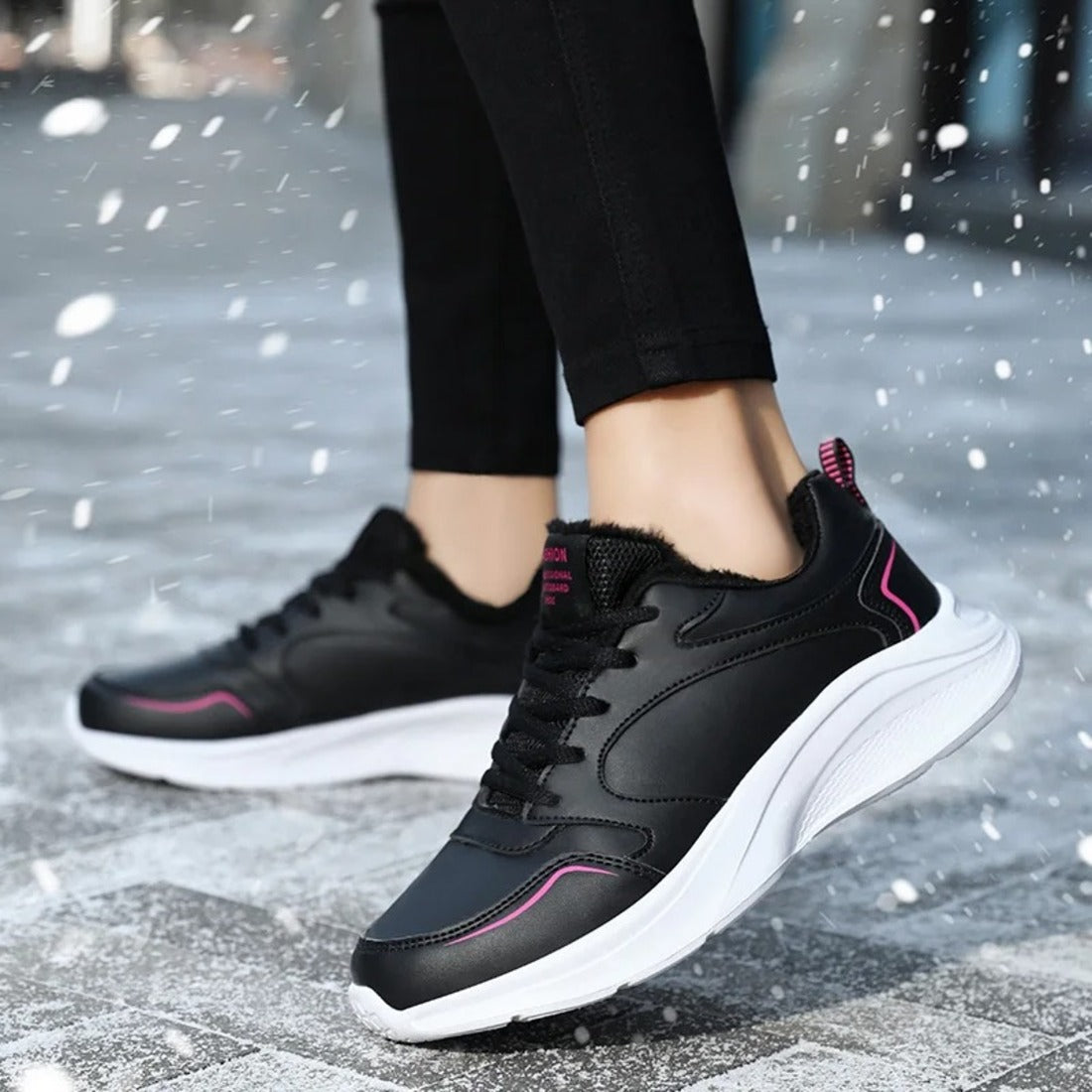 Basket femme chic et tendance noir