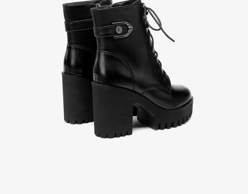 Bottine haute à lacets pour femme