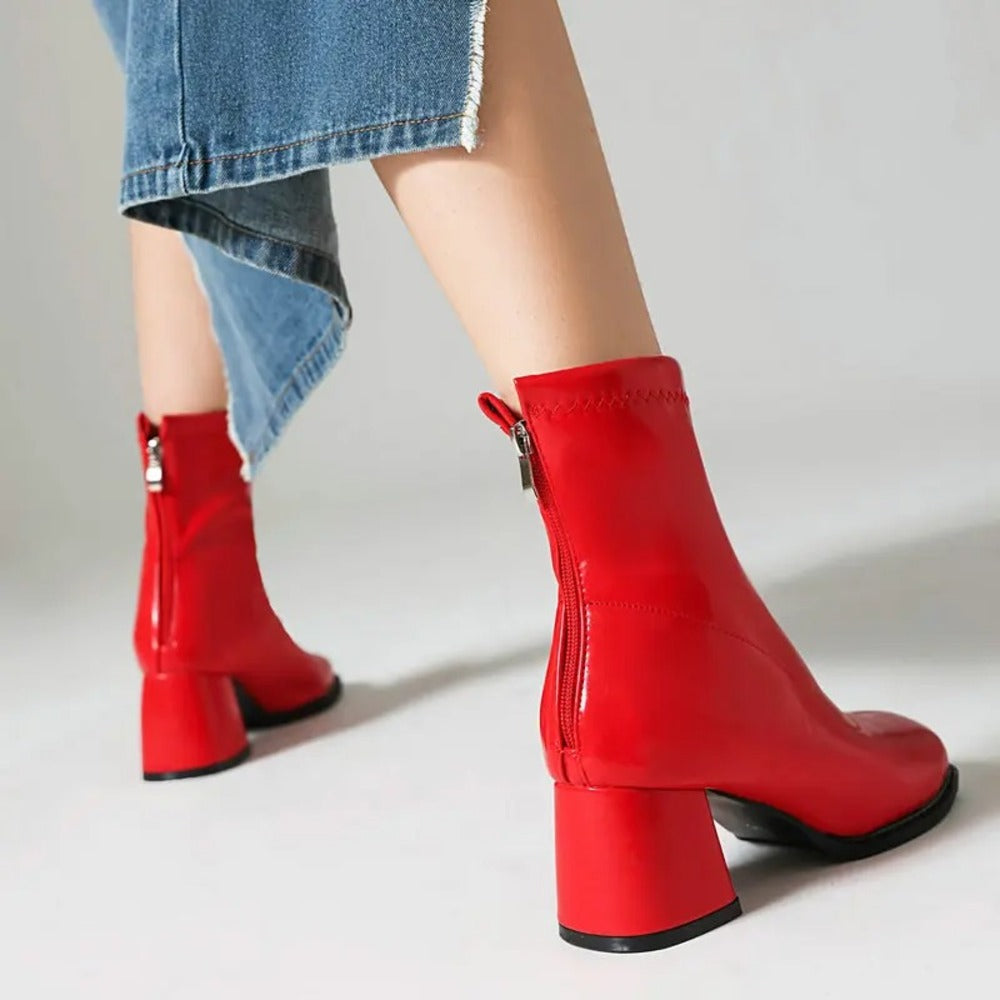 Bottines en cuir verni