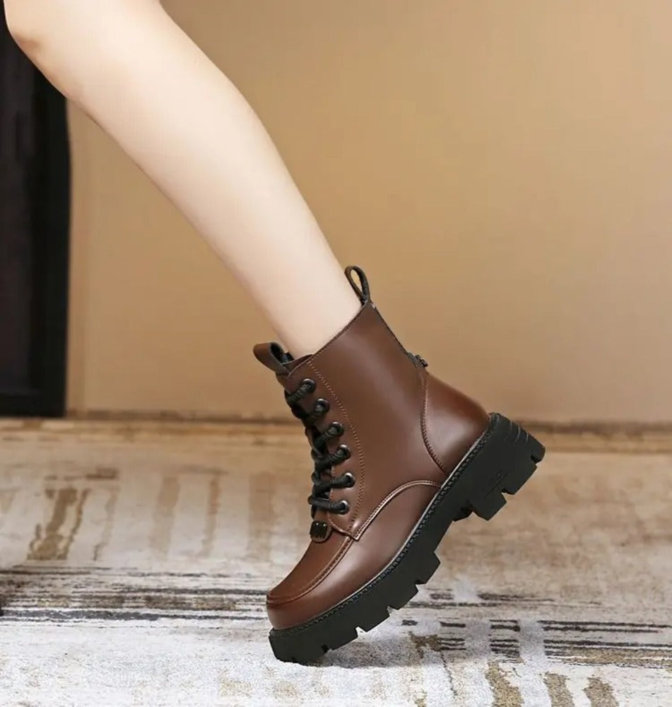 Bottines marron foncé rembourrées avec moumoutte