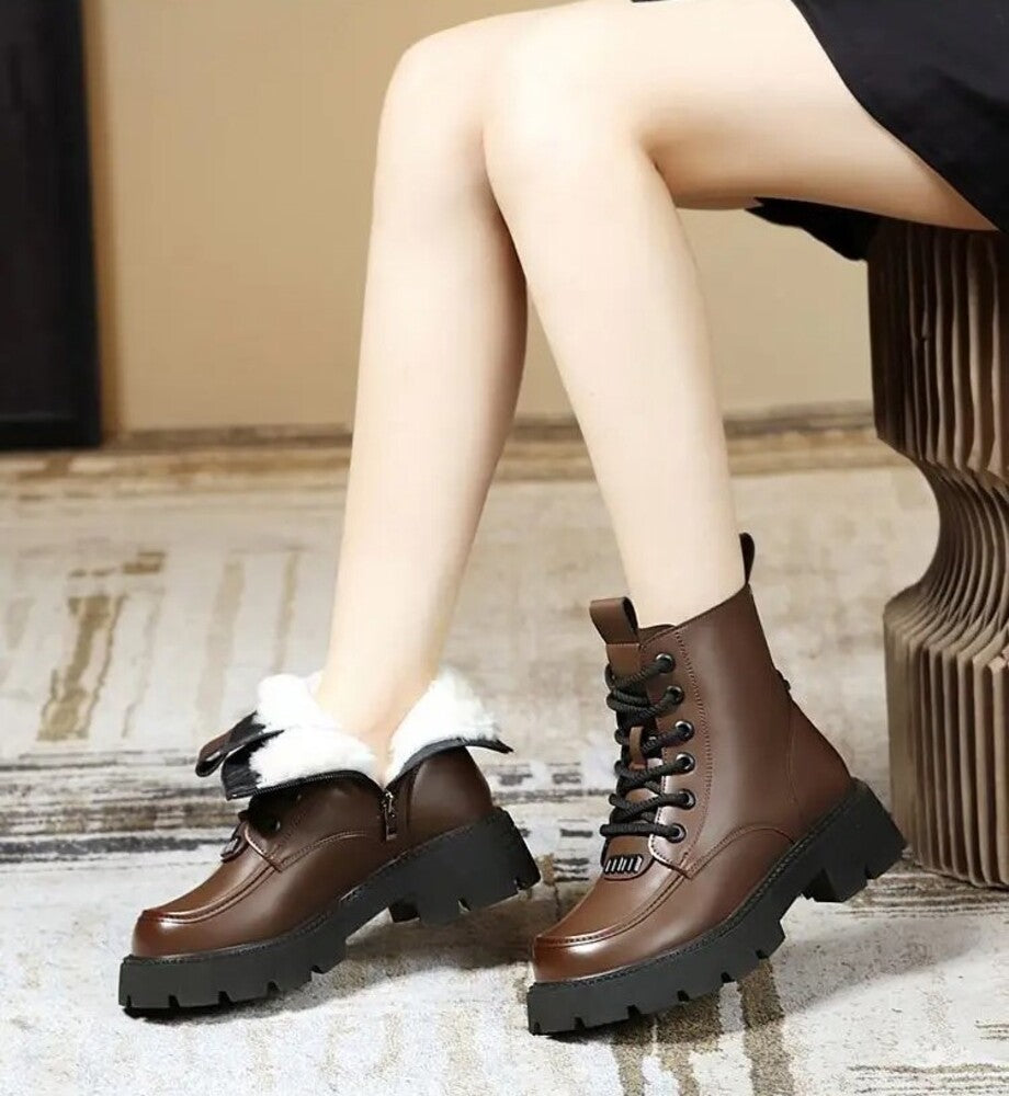 Bottines marron foncé rembourrées avec moumoutte
