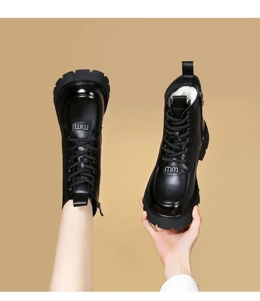 Bottines marron foncé rembourrées avec moumoutte