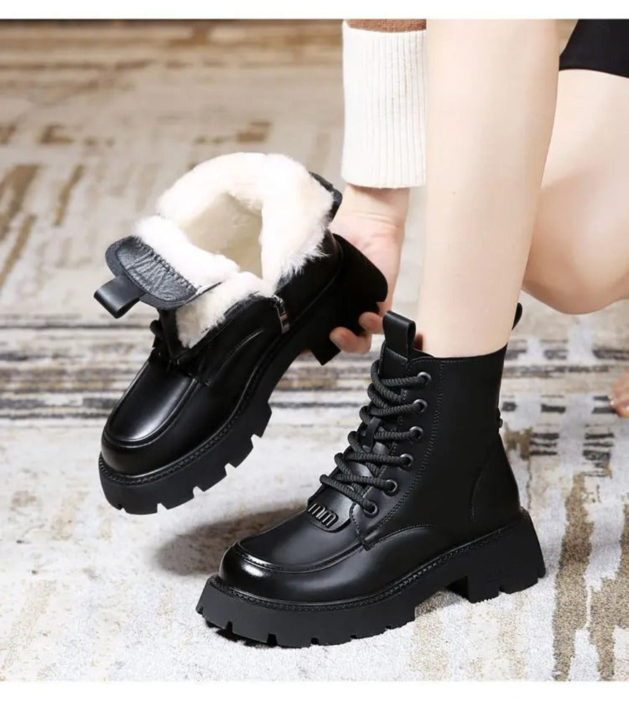 Bottines marron foncé rembourrées avec moumoutte