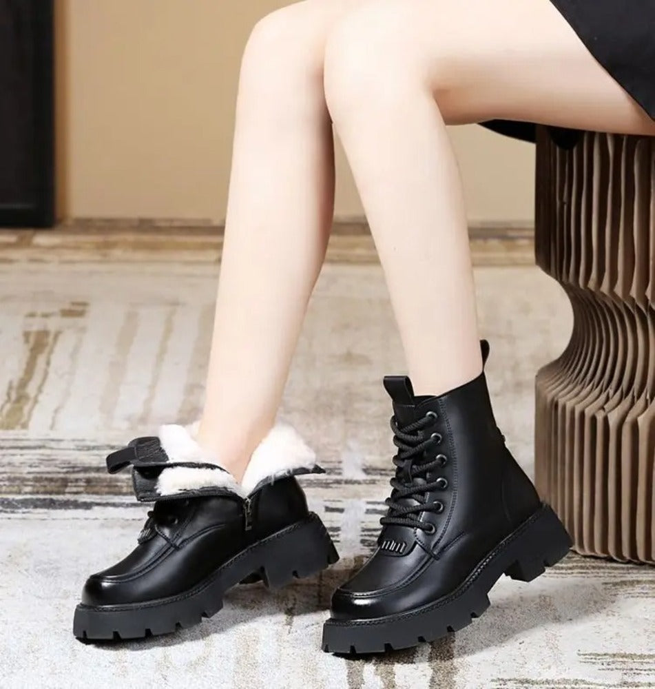 Bottines marron foncé rembourrées avec moumoutte