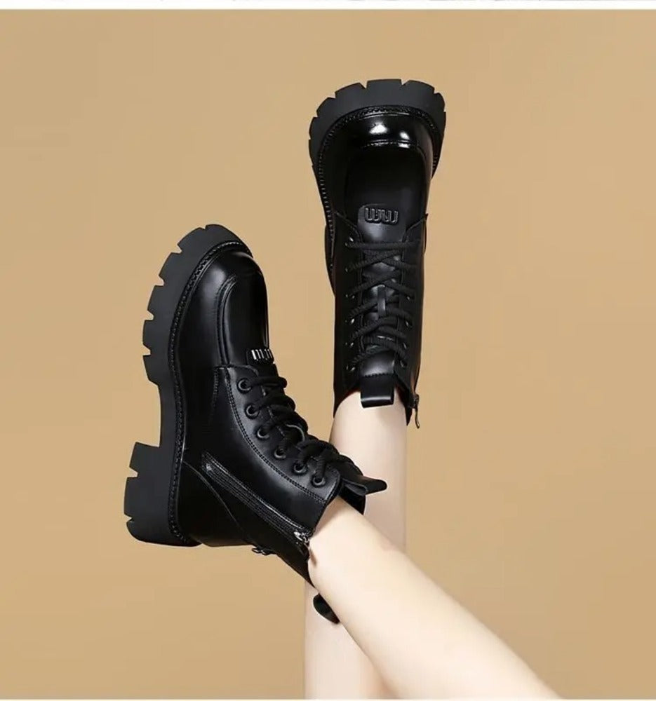 Bottines marron foncé rembourrées avec moumoutte