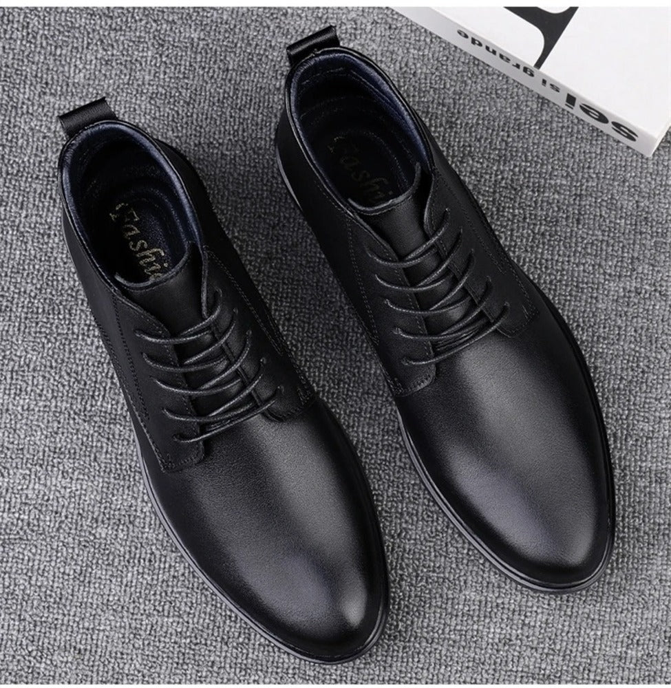 Bottine montante orthopédique noire