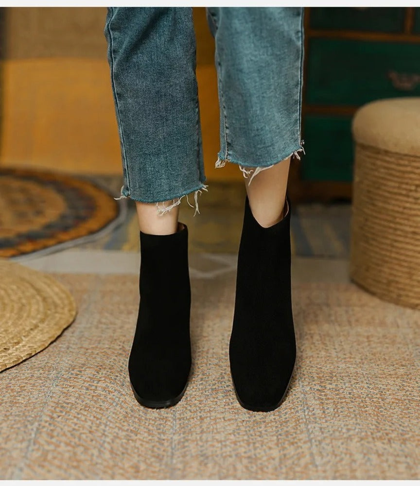 Bottines à petits talons pour femme