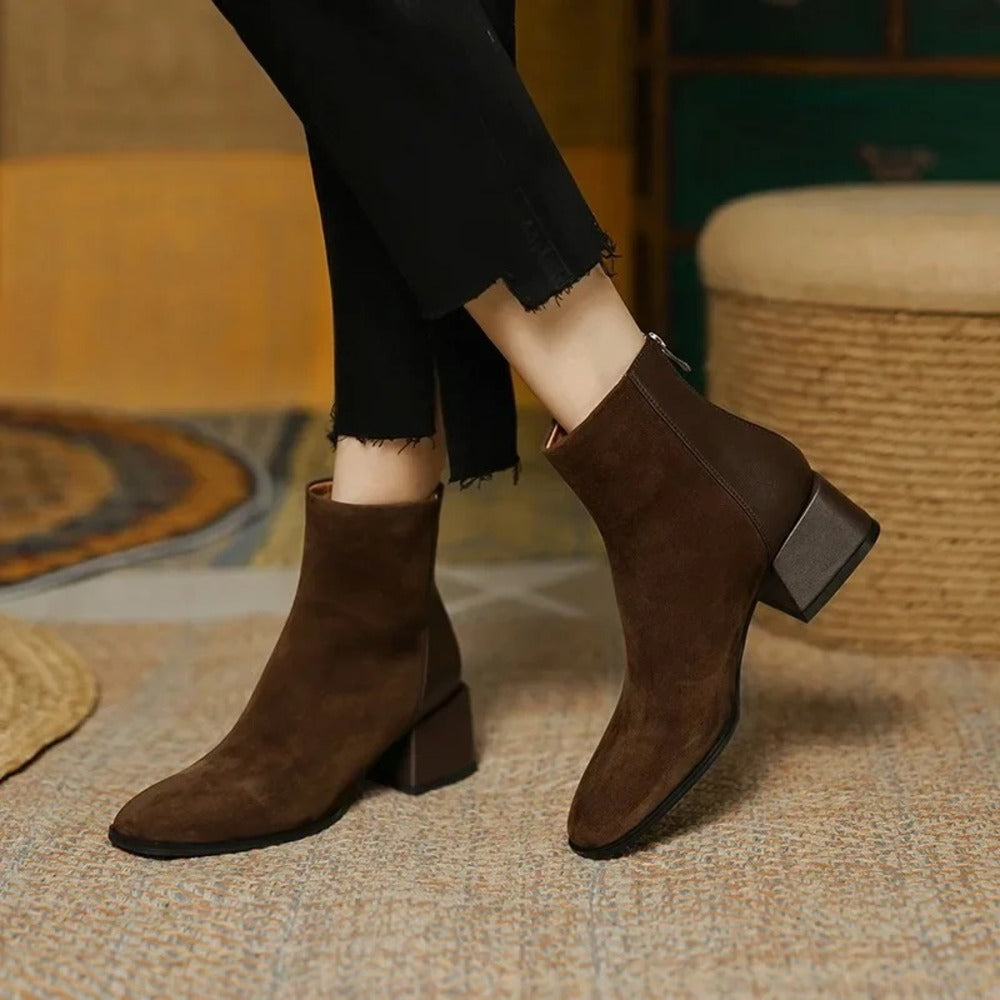 Bottines à petits talons pour femme