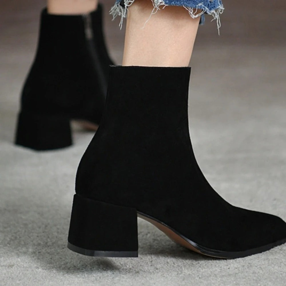 Bottines femme en daim teinte chocolat