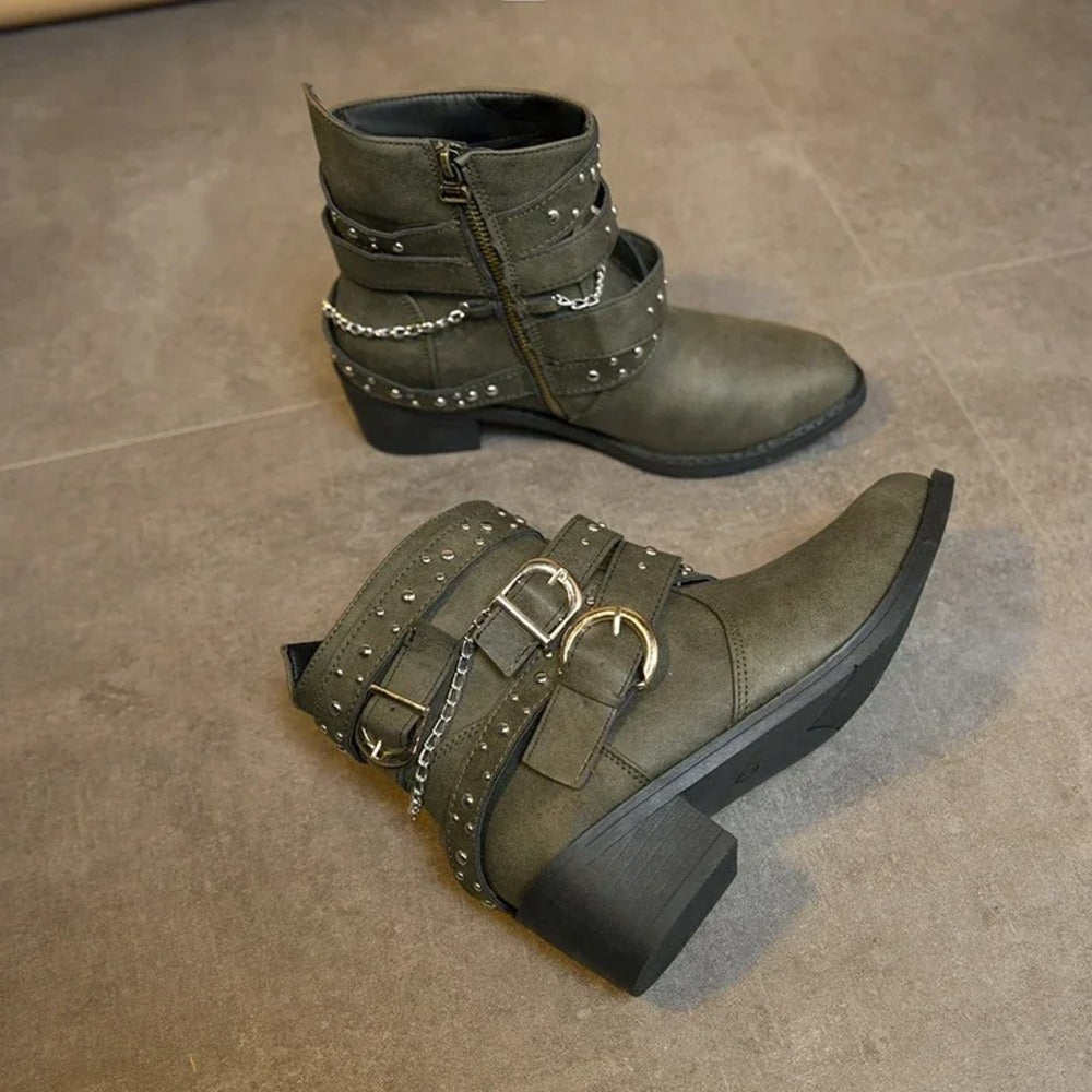 Bottines cloutées pour femme