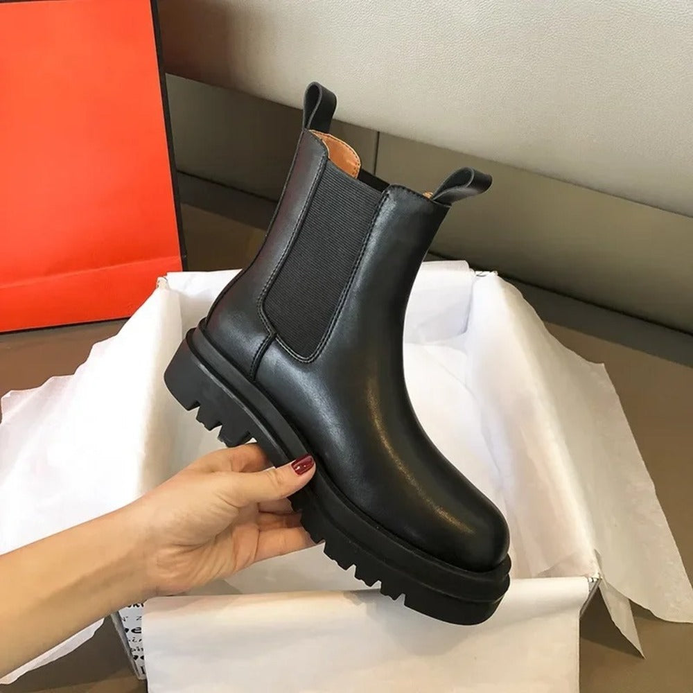 Bottines compensées noires