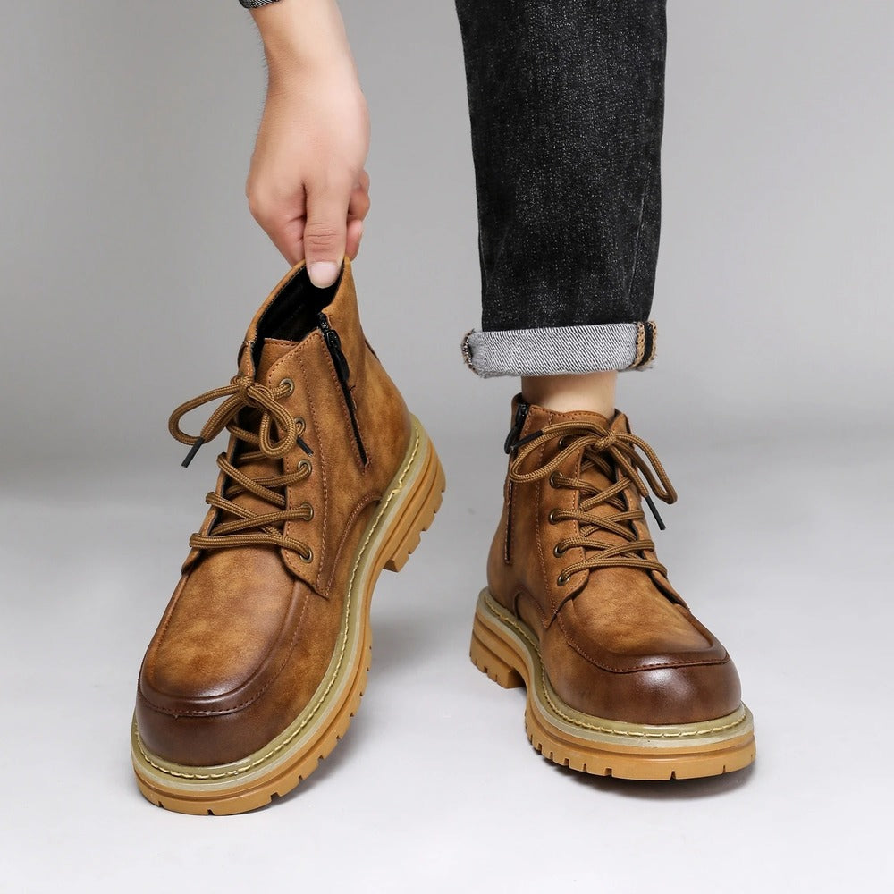 Bottines en cuir marron pour homme