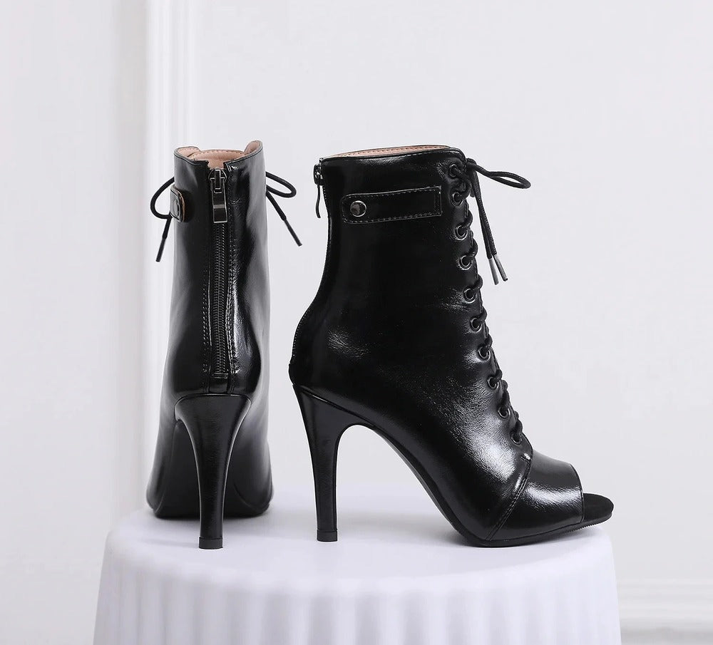 Bottines à talon aiguille pour femme