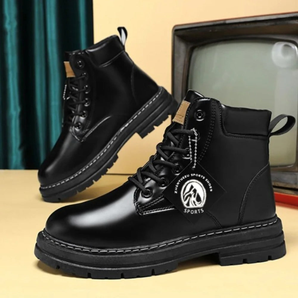 Bottines en cuir noir pour homme