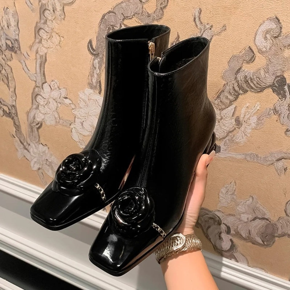 Bottines noir et or