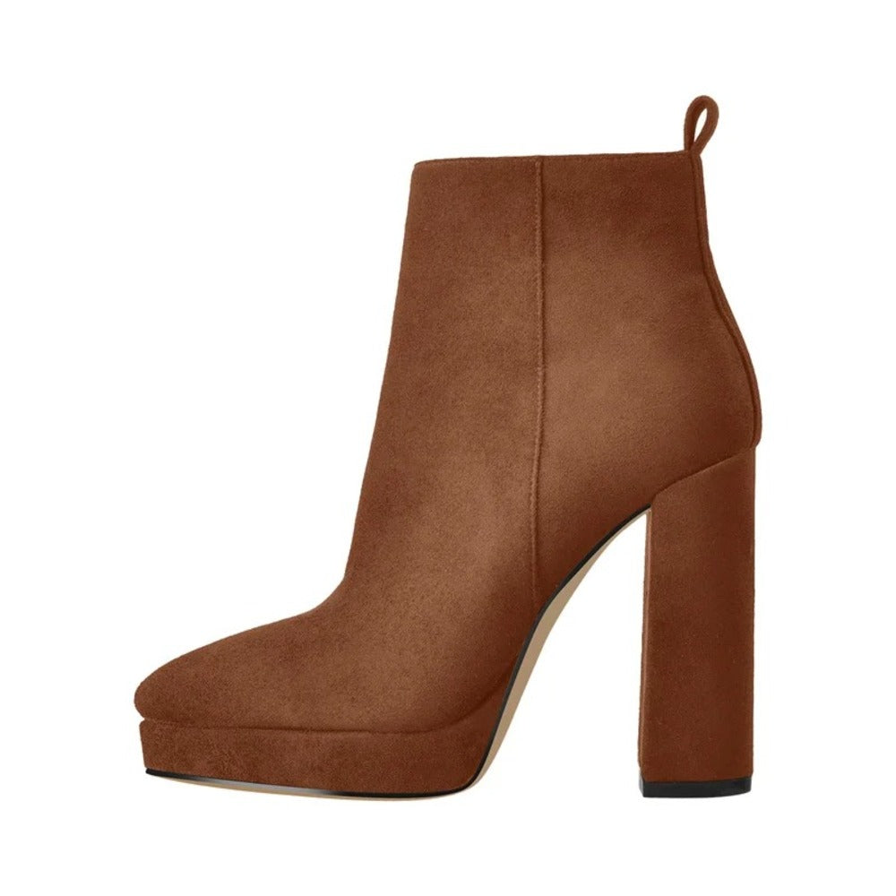 Bottines noires à talons