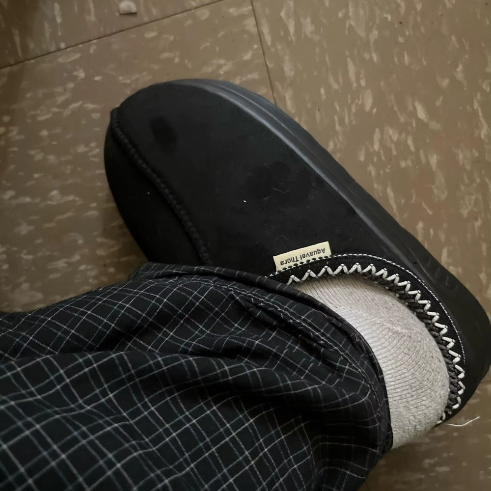 Chaussons Fourrés Femme – Chauds, Confortables & Antidérapants