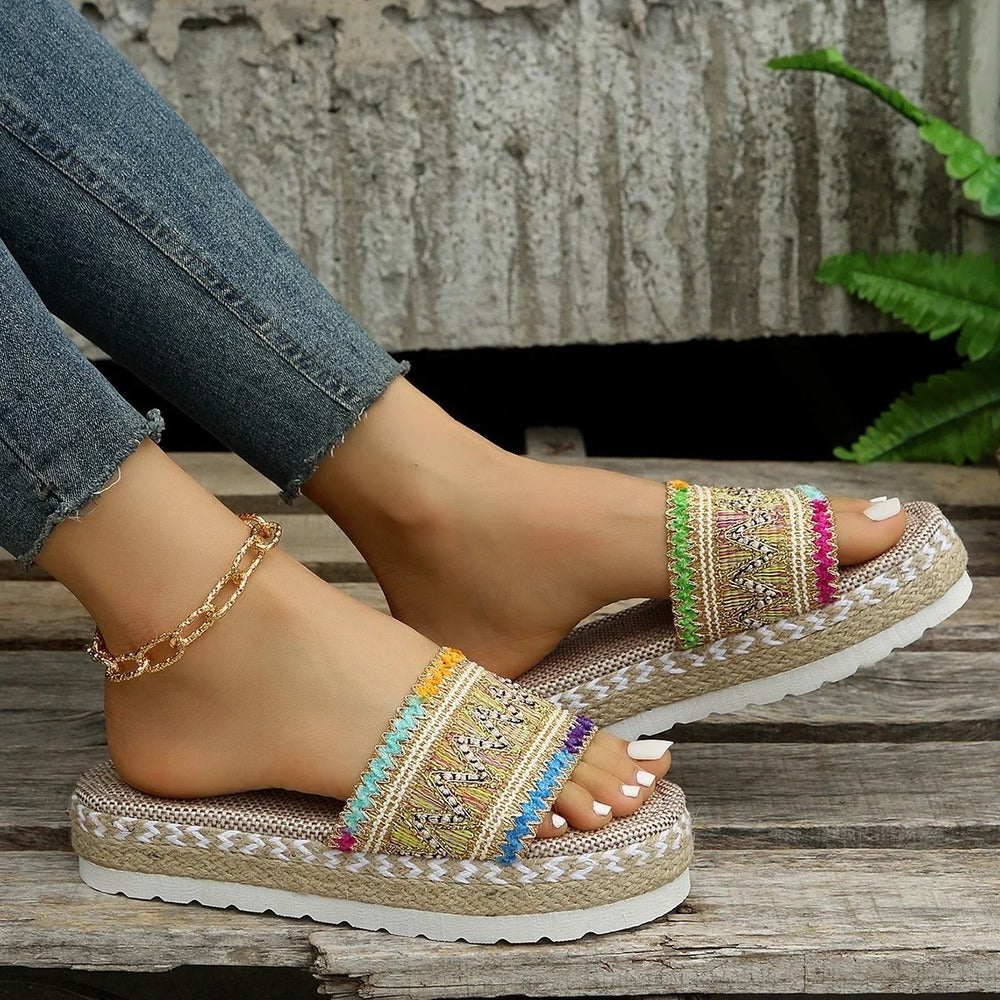 Espadrilles ouvertes compensées femme