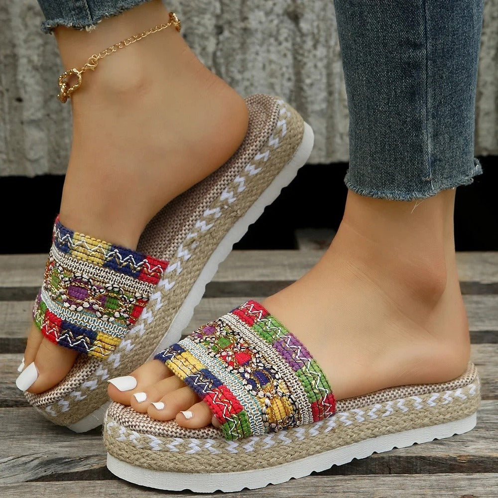 Espadrilles ouvertes compensées femme