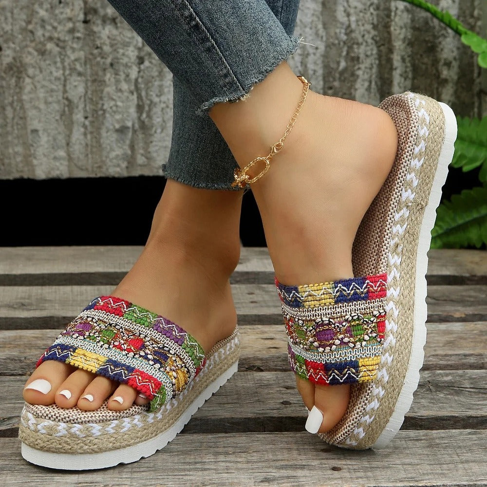 Espadrilles ouvertes compensées femme