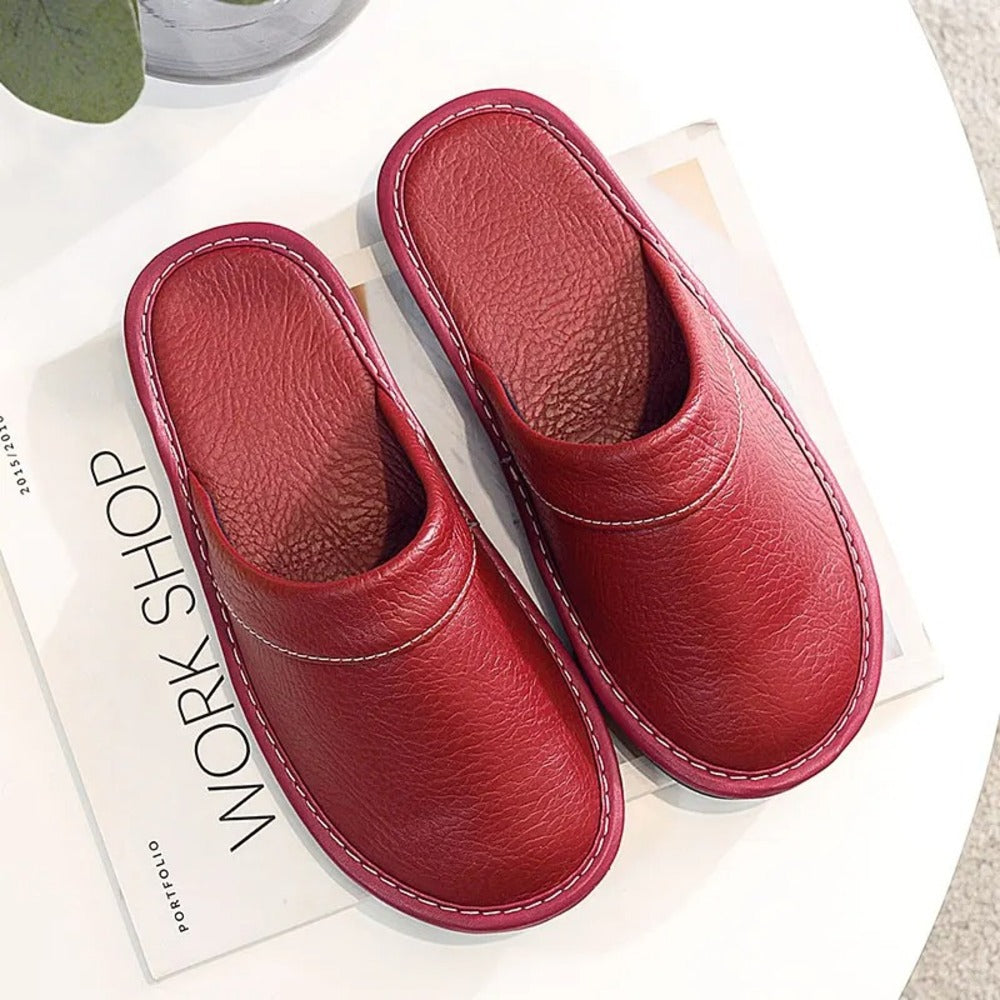 Pantoufle en imitation cuir homme