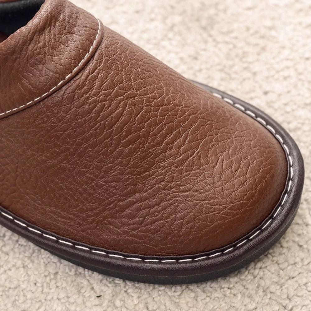 Pantoufle en imitation cuir homme