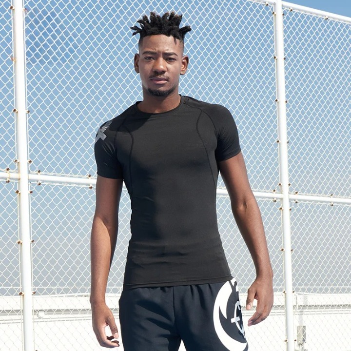 T shirt compression musculation